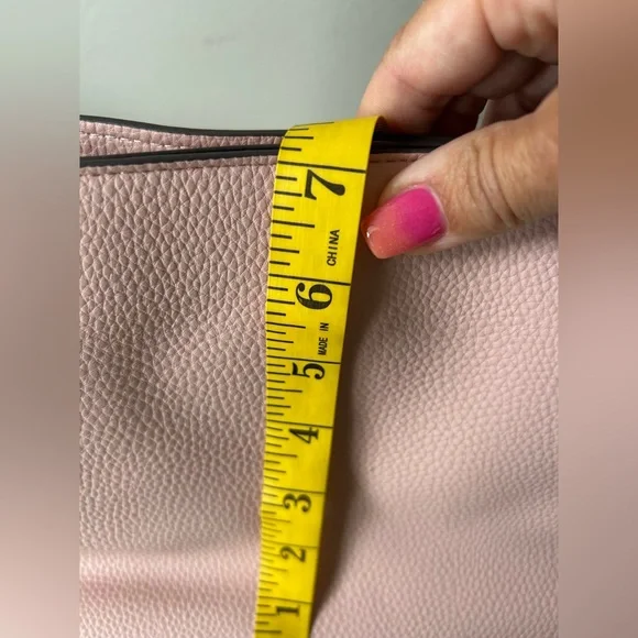 Dolce Vita Rose Colored Vegan Pebbled Leather Shoulder Purse with Chain Strap - Picture 9 of 12